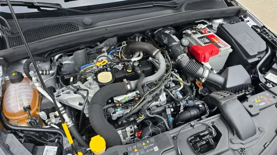 RENAULT Clio -
