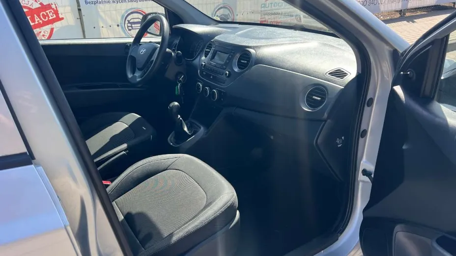 HYUNDAI i10 -