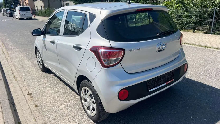 HYUNDAI i10 -