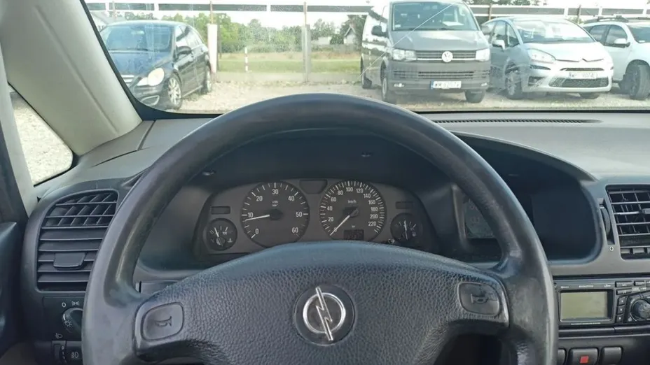 OPEL Zafira -
