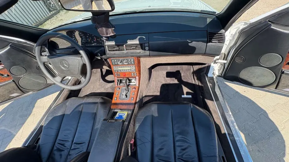 MERCEDES-BENZ SL -