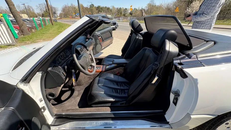MERCEDES-BENZ SL -