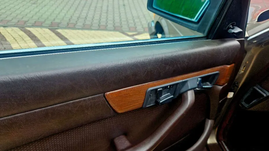 MERCEDES-BENZ S Klasa -