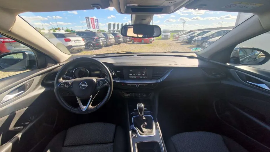 OPEL Insignia -