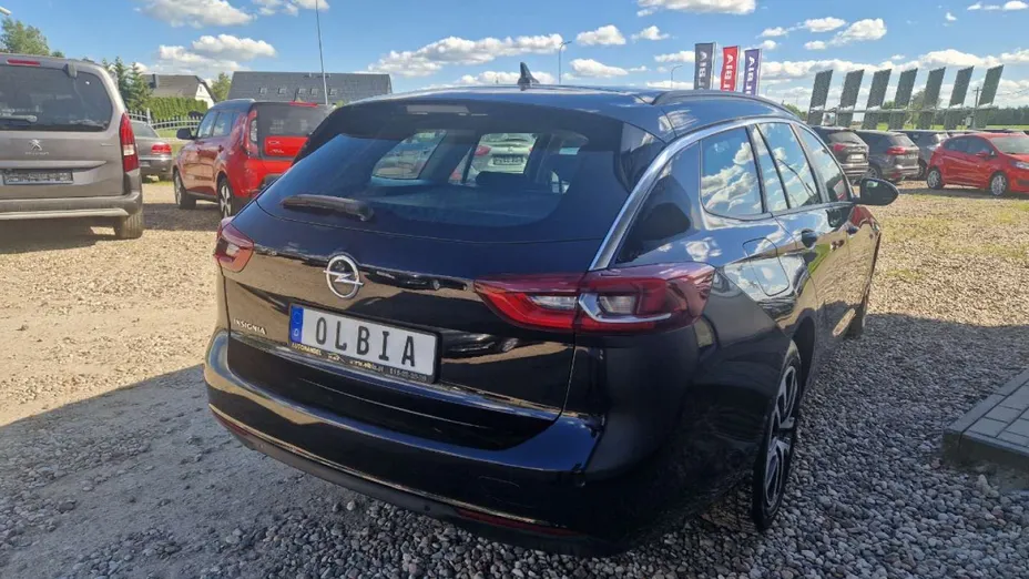 OPEL Insignia -