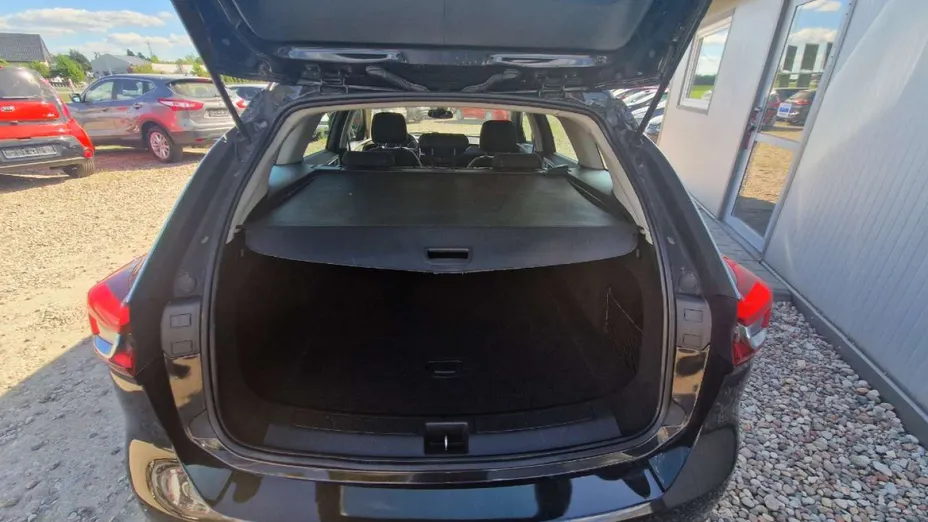 OPEL Insignia -