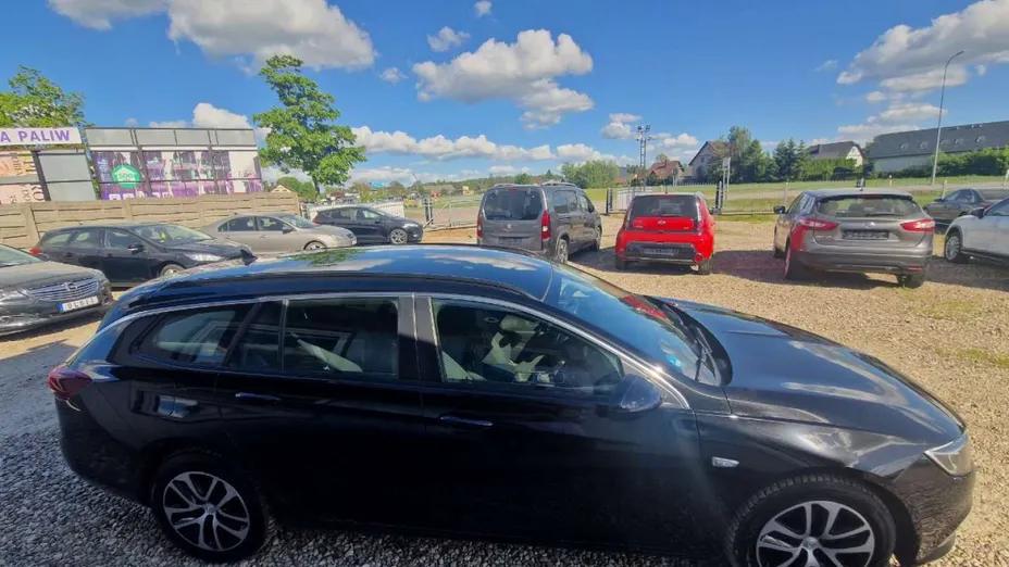 OPEL Insignia -