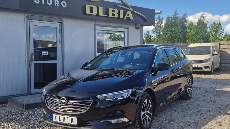 OPEL Insignia -
