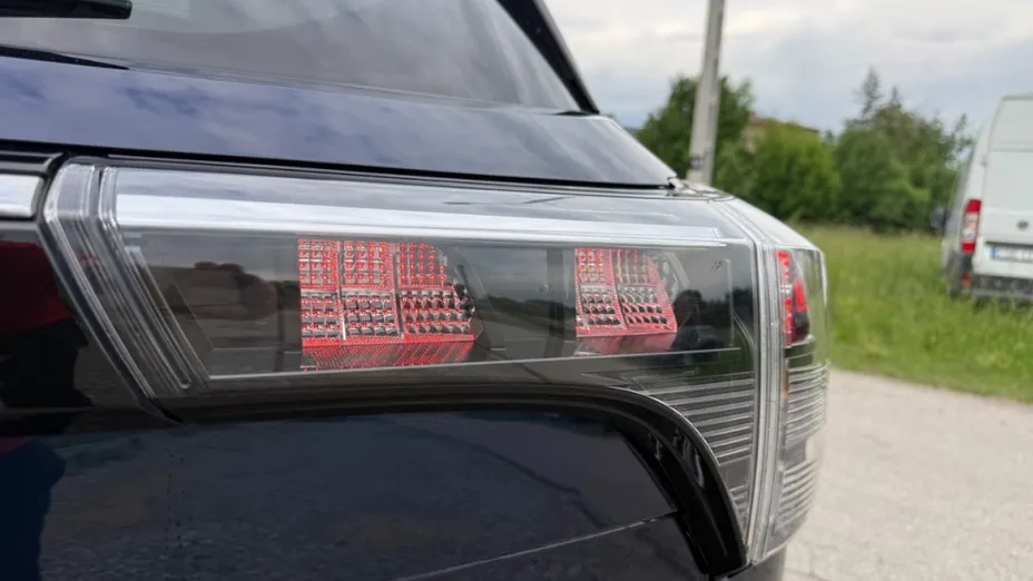 SUZUKI SX4 -