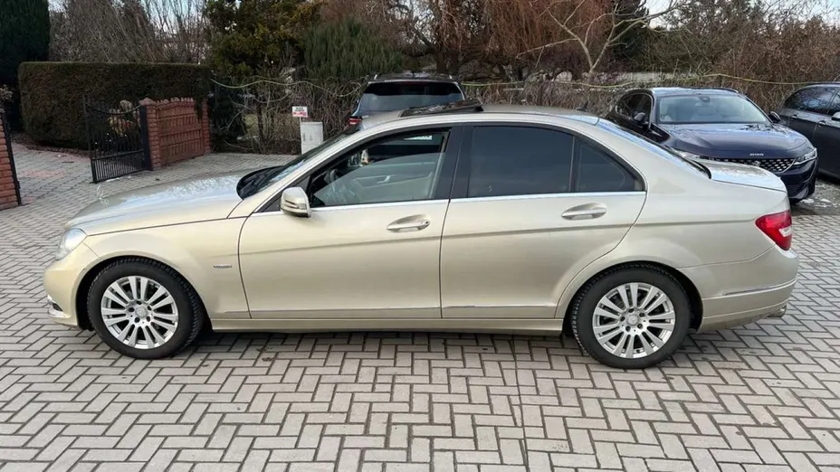 MERCEDES-BENZ C Klasa -
