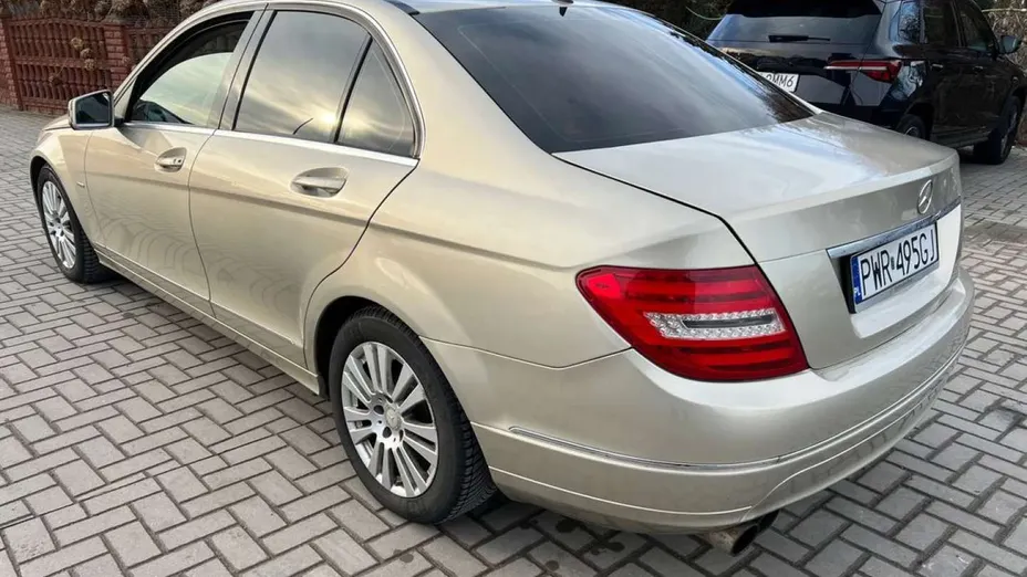MERCEDES-BENZ C Klasa -