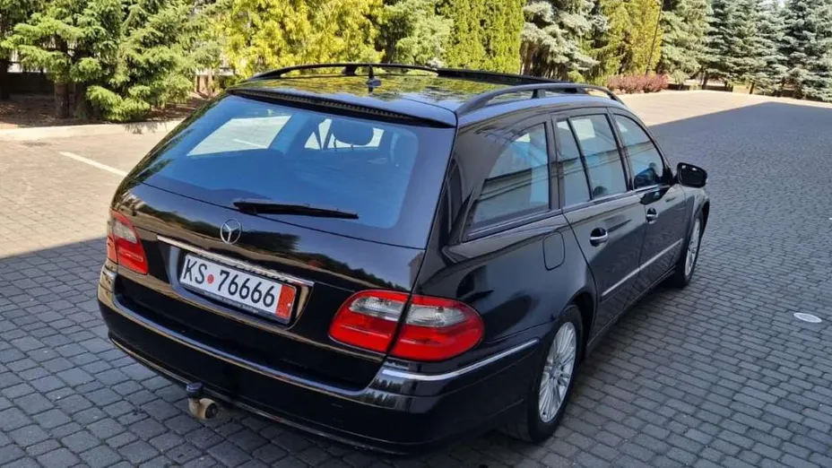 MERCEDES-BENZ E Klasa -