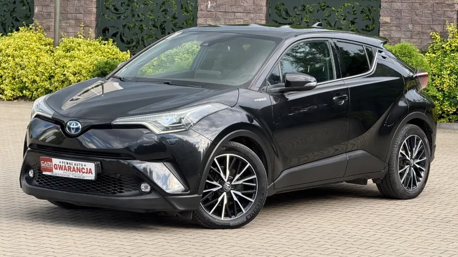 TOYOTA C-HR -