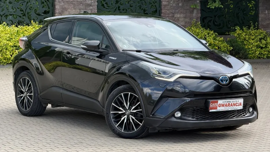 TOYOTA C-HR -