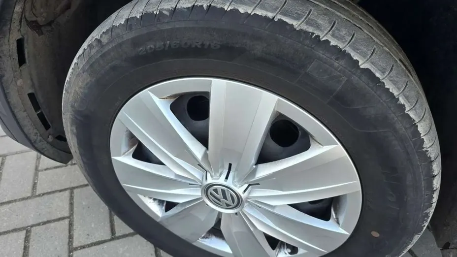 VOLKSWAGEN T-ROC -