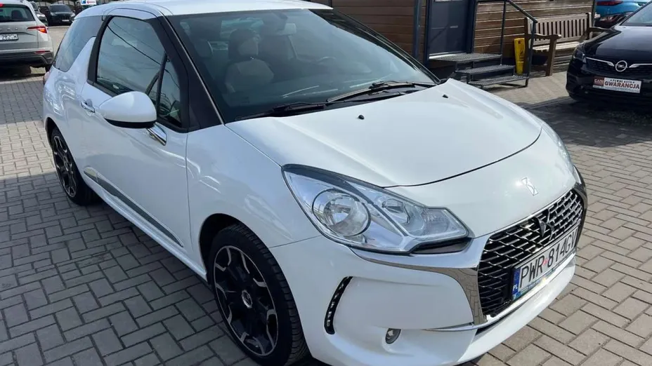 CITROEN DS3 -
