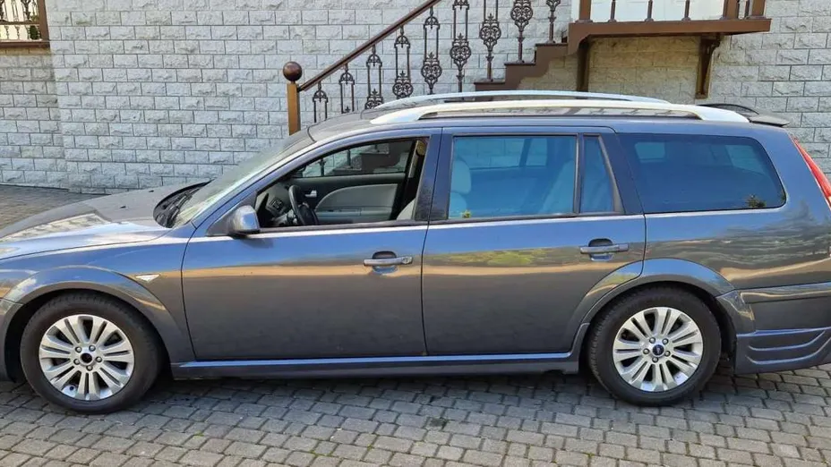 FORD Mondeo -