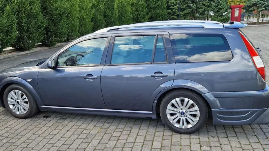 FORD Mondeo -