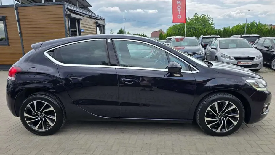 DS DS4 -
