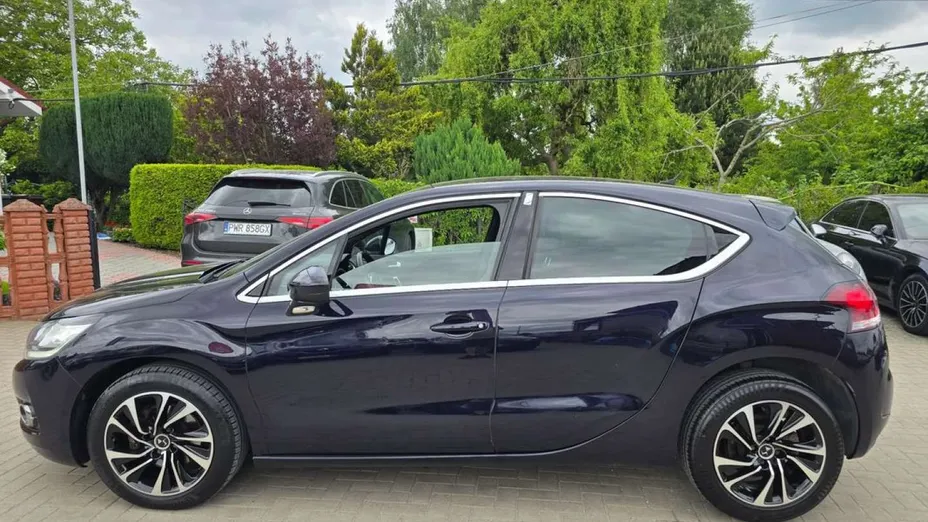 DS DS4 -