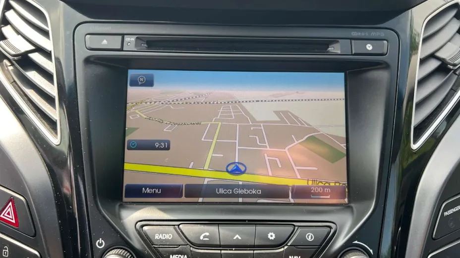 HYUNDAI i40 -