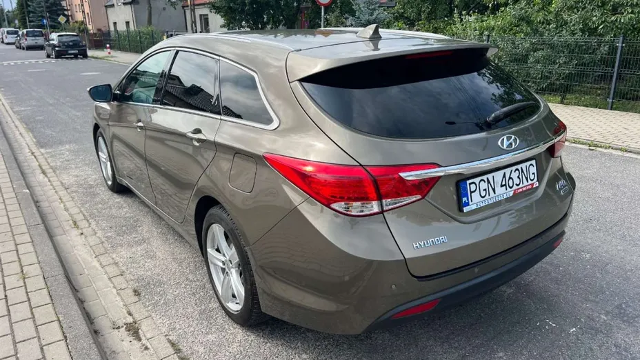 HYUNDAI i40 -