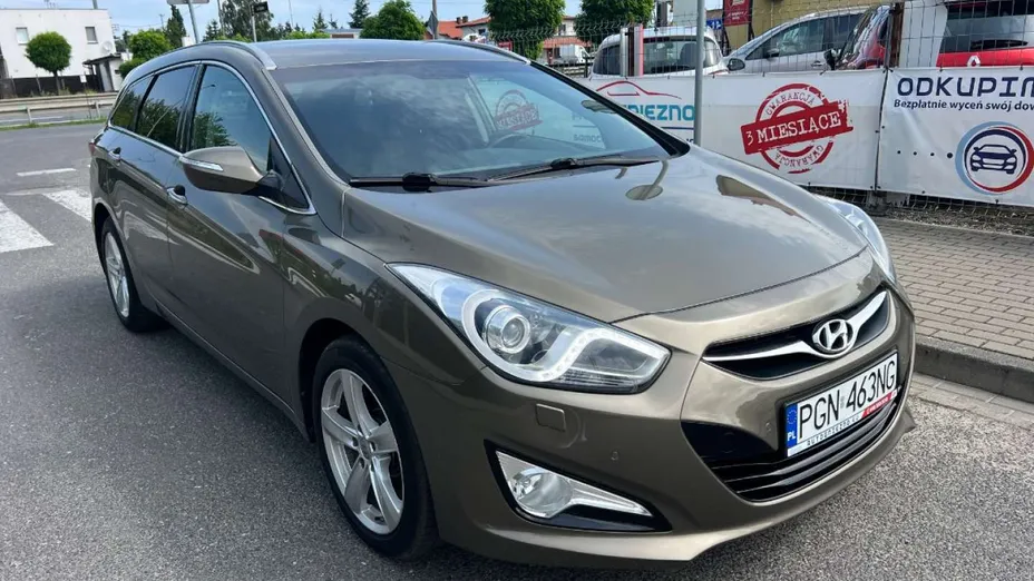 HYUNDAI i40 -