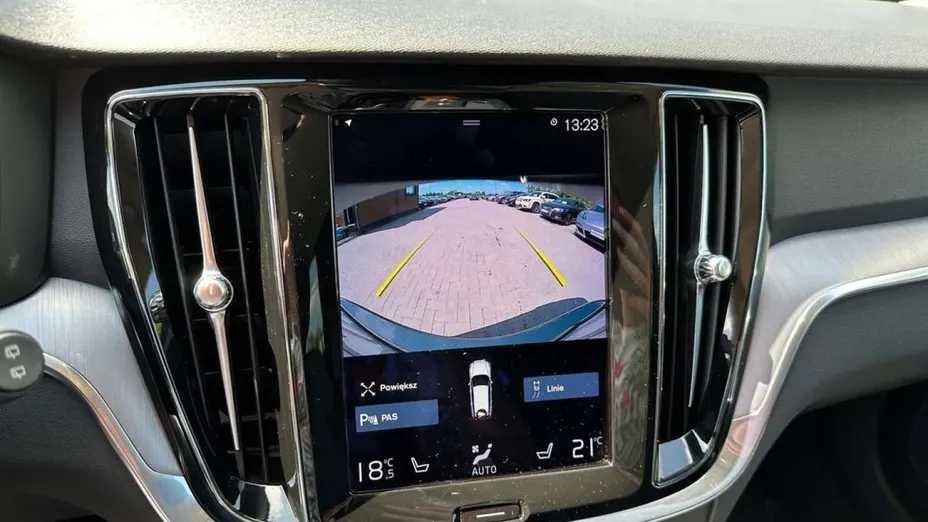VOLVO V60 -