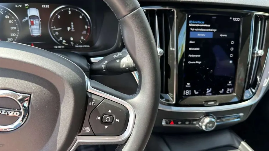 VOLVO V60 -