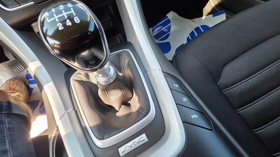 FORD Mondeo -