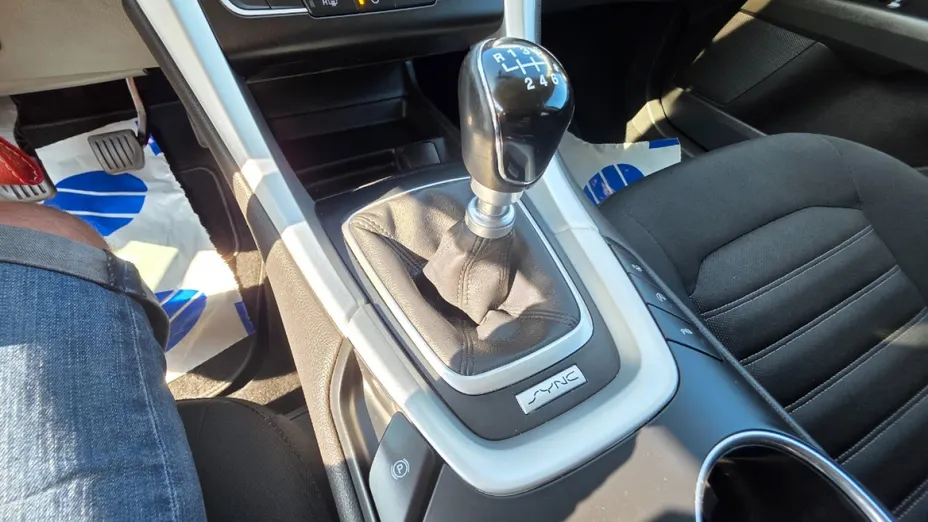 FORD Mondeo -
