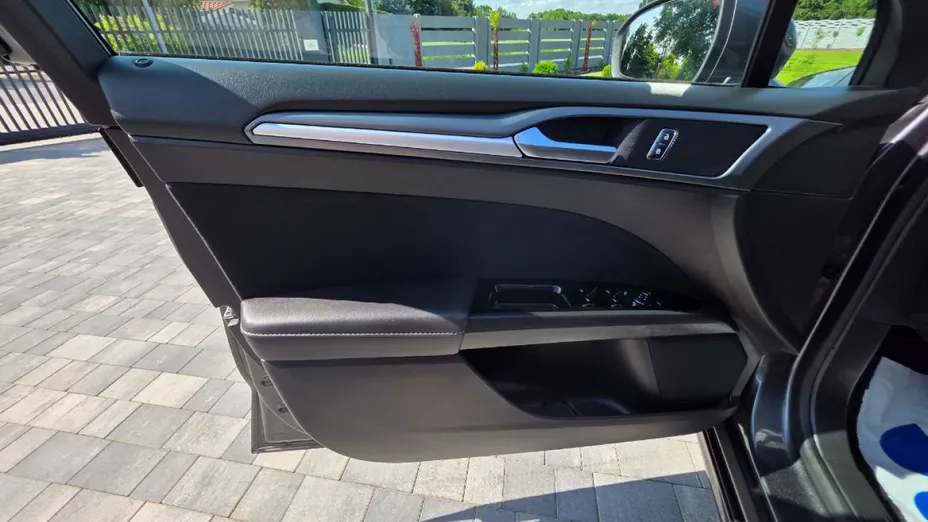 FORD Mondeo -