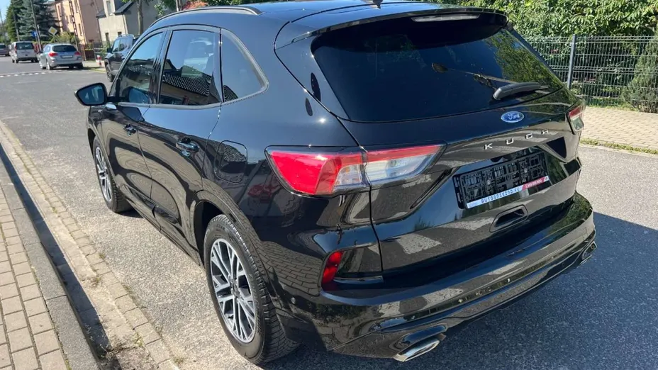 FORD Kuga -