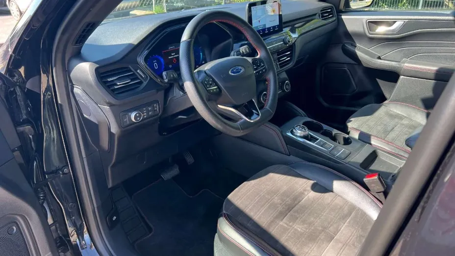 FORD Kuga -