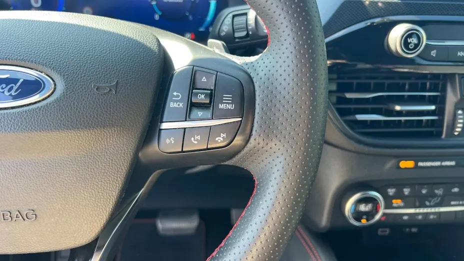 FORD Kuga -