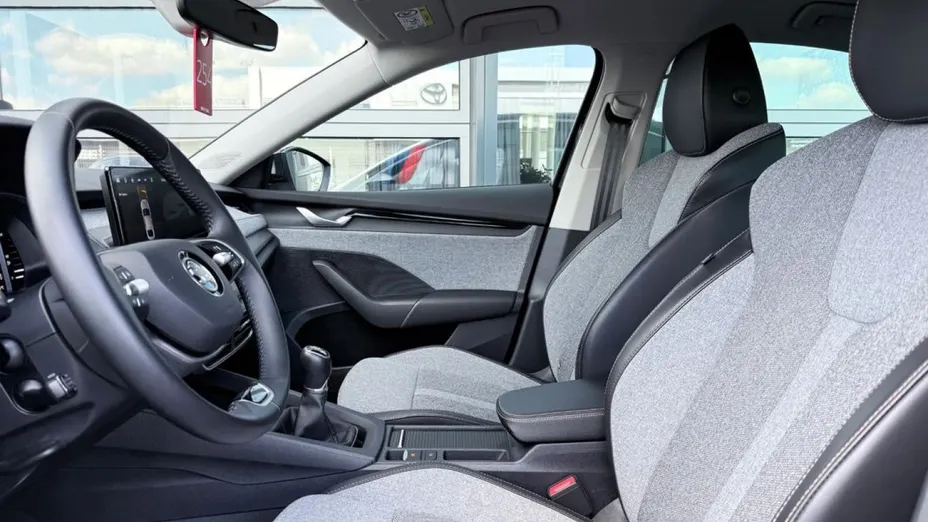 SKODA Octavia -