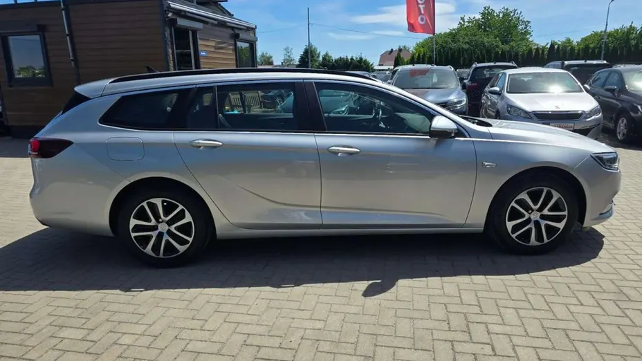 OPEL Insignia -