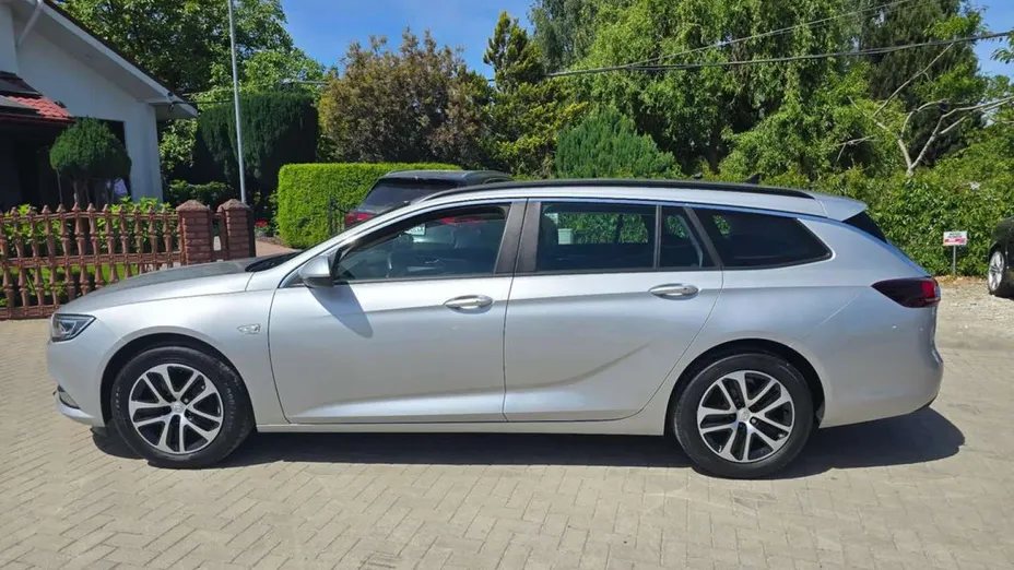 OPEL Insignia -