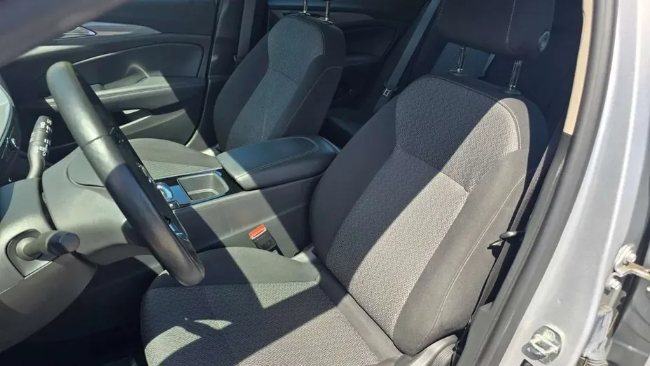 OPEL Insignia -
