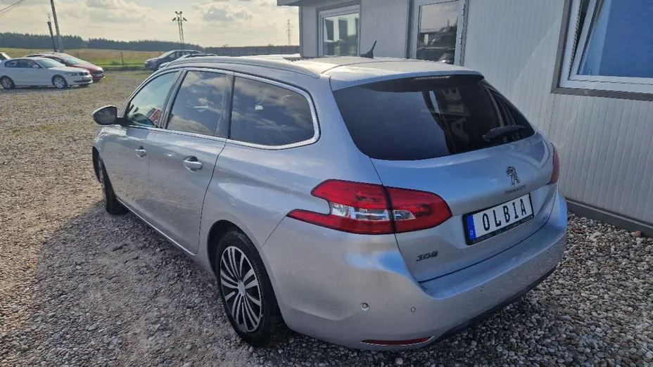 PEUGEOT 308 -
