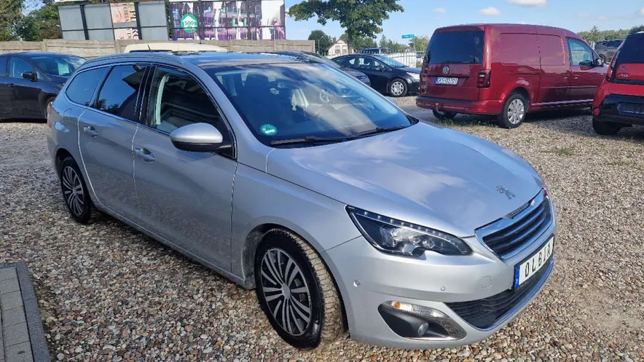 PEUGEOT 308 -