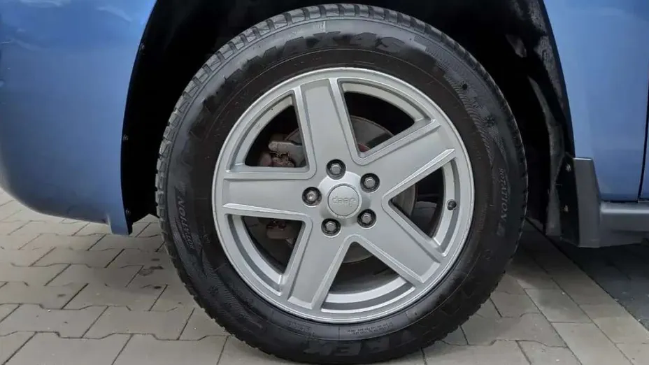 JEEP Compass -