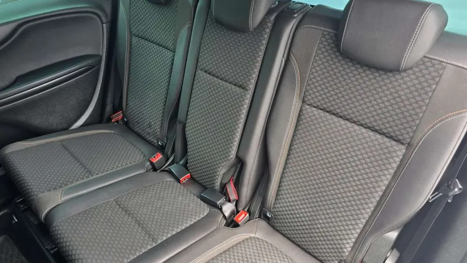 OPEL Zafira -