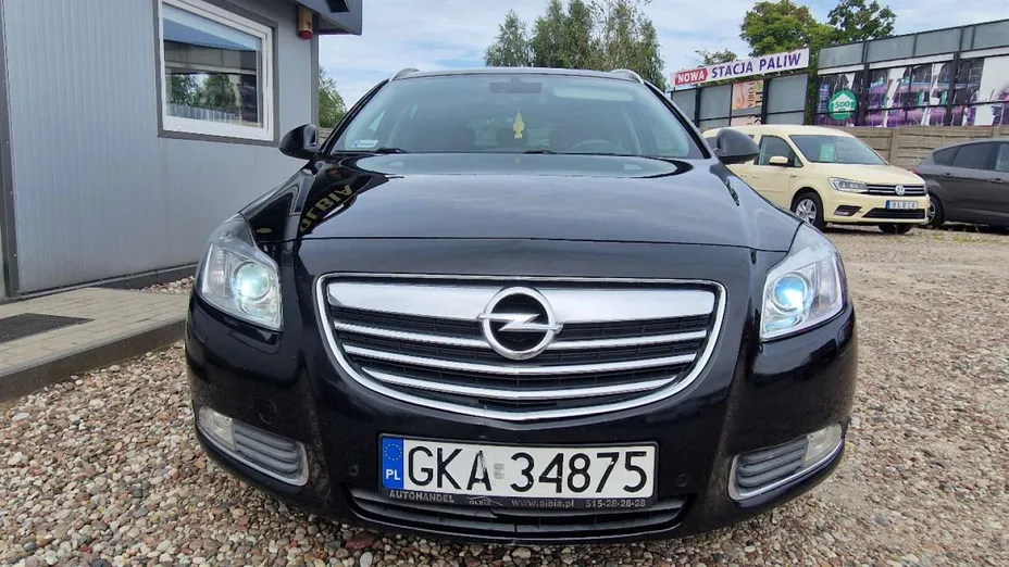 OPEL Insignia -