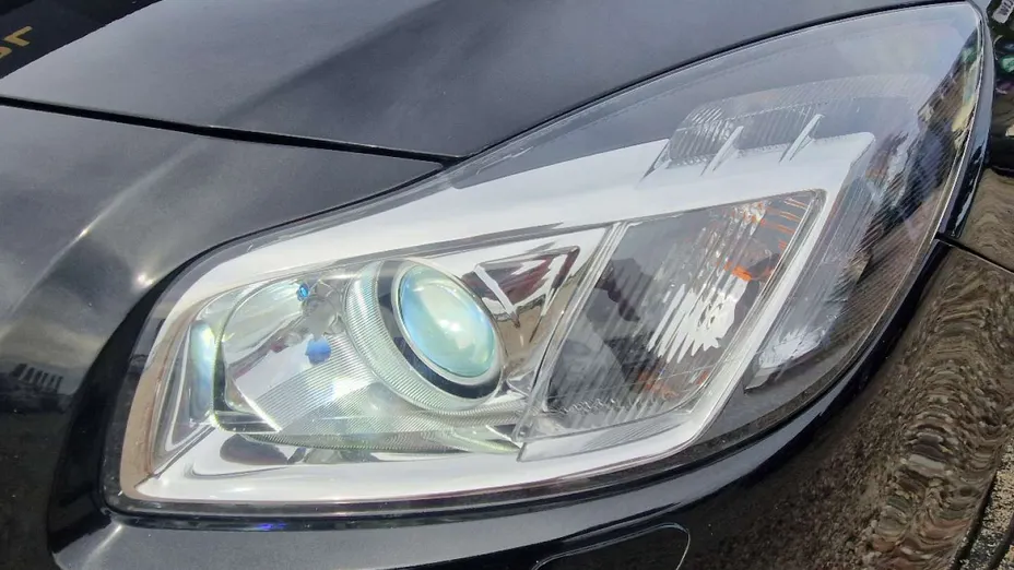 OPEL Insignia -