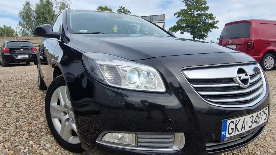 OPEL Insignia -