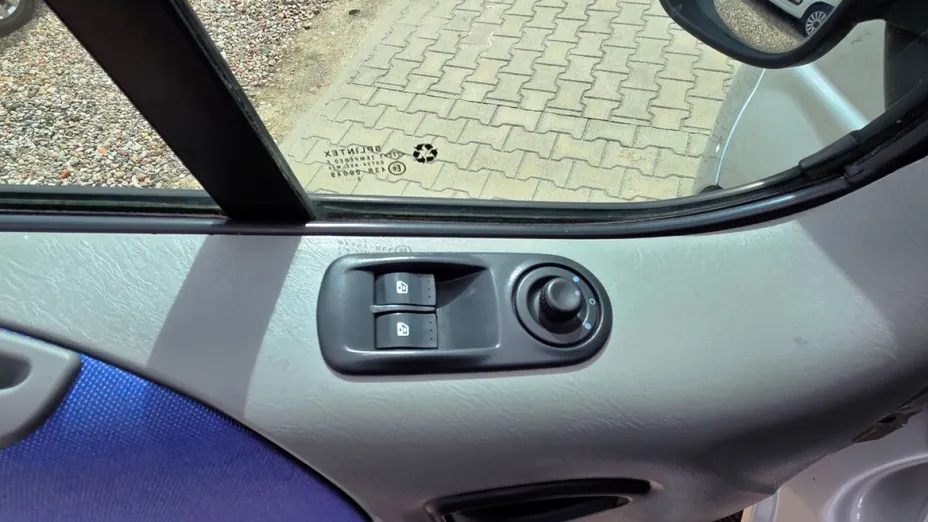 OPEL Vivaro -