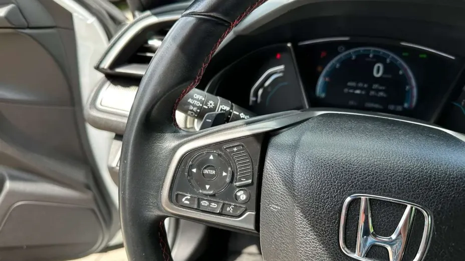 HONDA Civic -