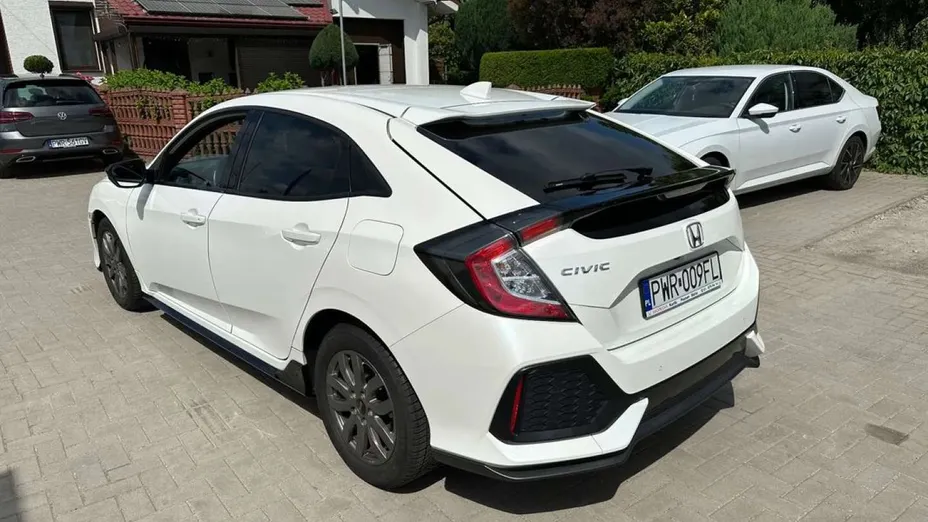 HONDA Civic -