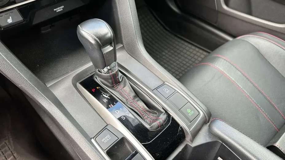 HONDA Civic -